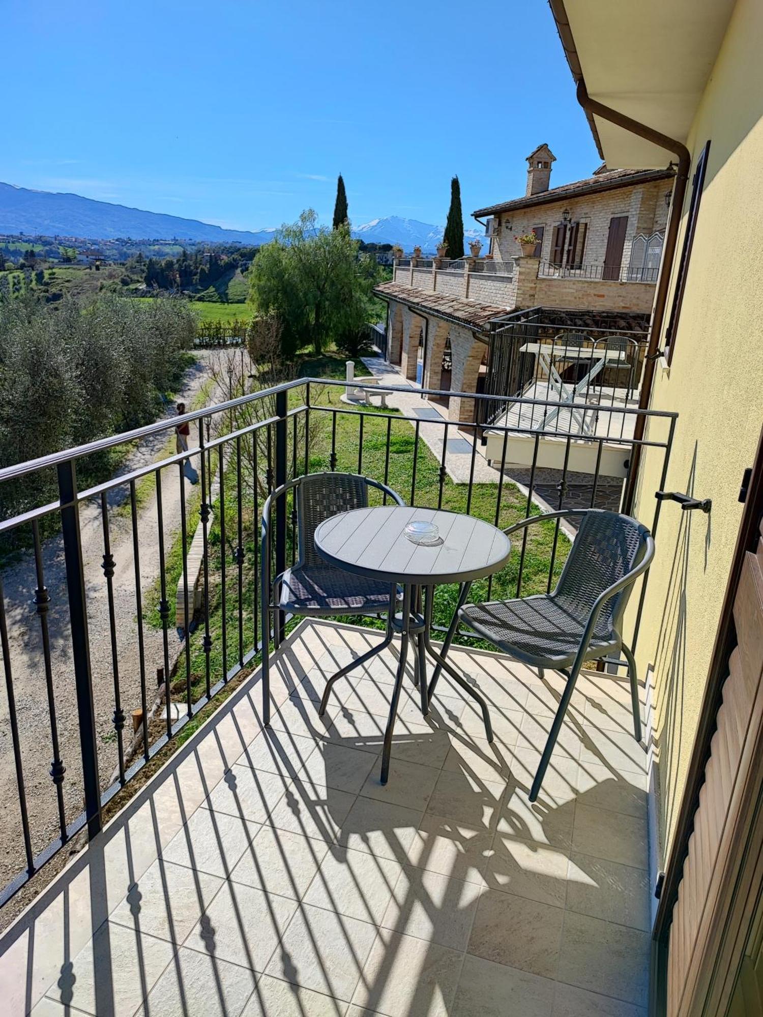 Agriturismo Alla Solagna Colli del Tronto Екстериор снимка